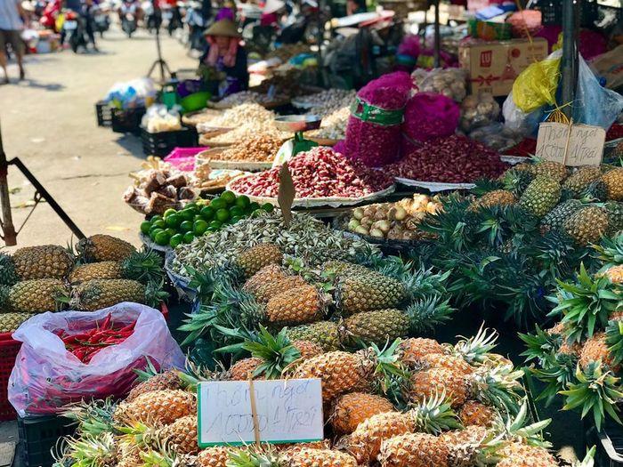 Hàng hóa chợ Đầm Nha Trang