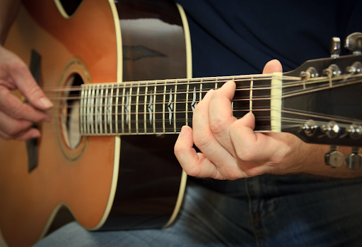 Tổng Hợp 3 Giáo Trình Tự Học Guitar Cơ Bản Cho Người Mới Học, Download Tài Liệu, Giáo Trình Học Đàn Guitar