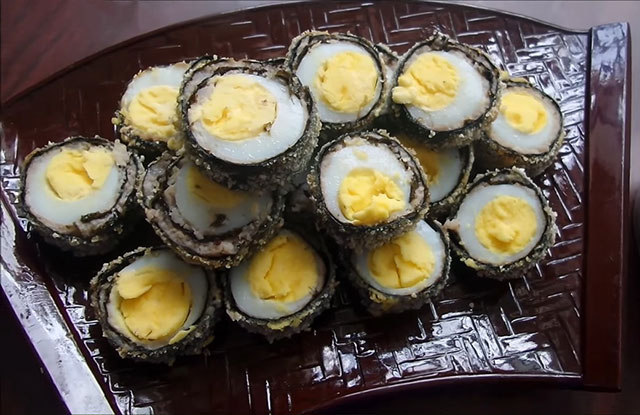 các món ăn làm từ trứng cút