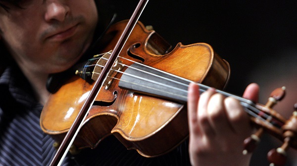 cách chơi violin tại nhà