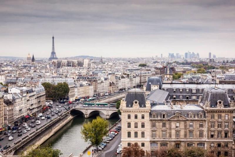 Khung cảnh thành phố Paris
