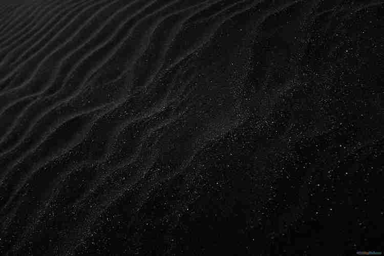 Nền cát đen