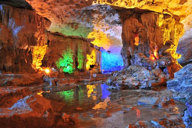 ha long cave halong bay tours from hanoi