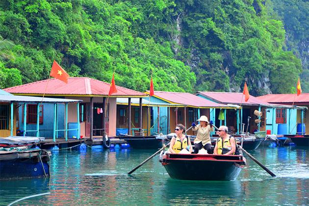 halong bay floating village halong bay cruise