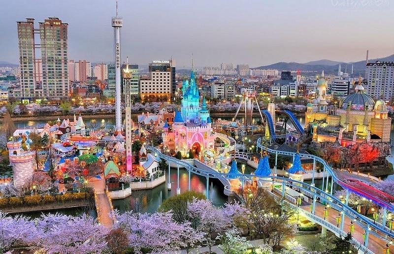Nên đi công viên Lotte World hay Everland Hàn Quốc: Công viên Lotte World
