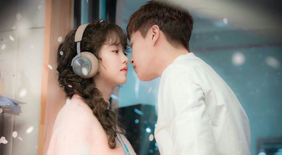Phim tình cảm Hàn: Chuyện Tình Radio (Radio Romance (2018)) 2