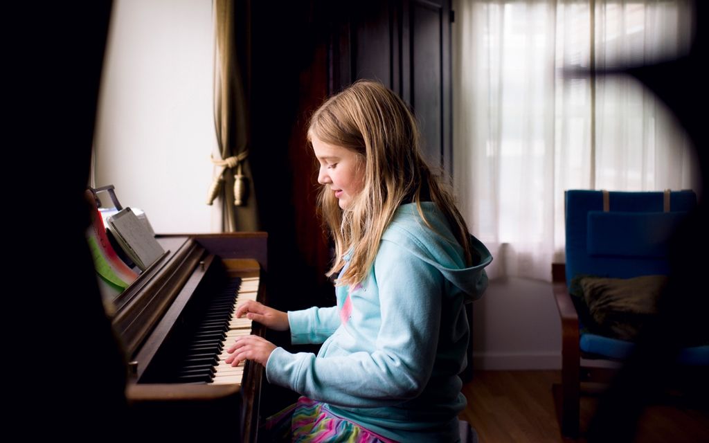 Thông Tin Tuyển Sinh Khóa Học Đàn Piano Cho Người Lớn Tại Trường Nhạc Hóa Quang