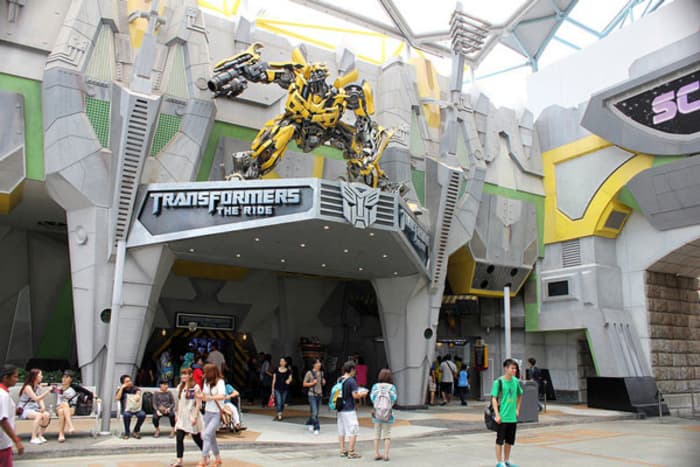 Thành phố khoa học viễn tưởng Sci - Fi bên trong Universal Studios Singapore