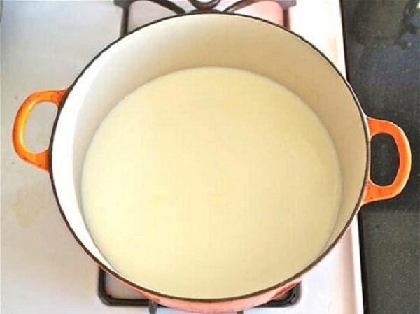cách làm kem phủ bánh gato 1