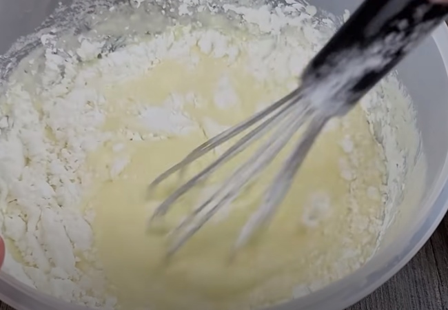 Cách làm bánh sữa chua ngon, béo ngậy đơn giản tại nhà - 12