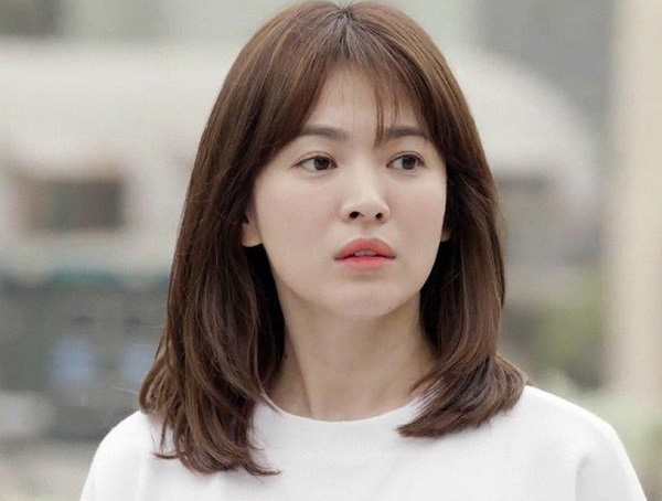 Kiểu tóc cá tính của Song Hye-kyo