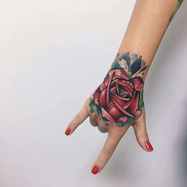 Bàn tay xăm hoa hồng đẹp nhất