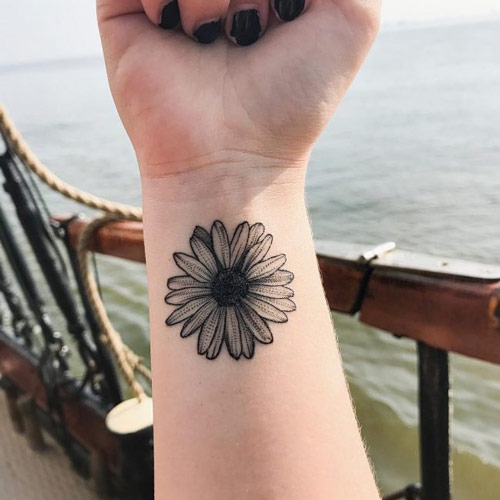 Hình xăm nghệ thuật tatoo mini hoa cúc đẹp nhất