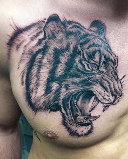 Hình tattoo hổ trên ngực nam đẹp nhất