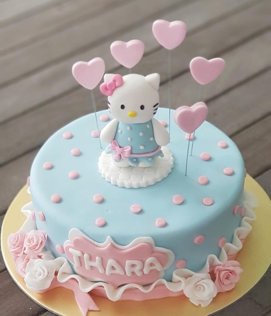 Mẫu bánh sinh nhật dễ thương đáng yêu cho bé gái