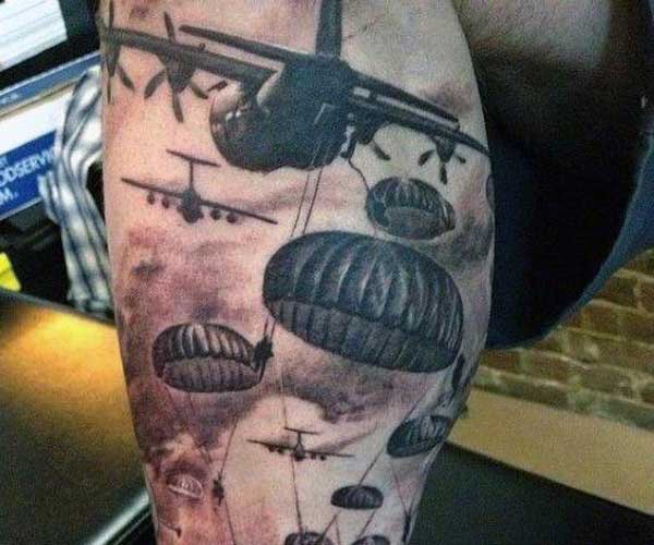 tattoo máy bay và dù đẹp
