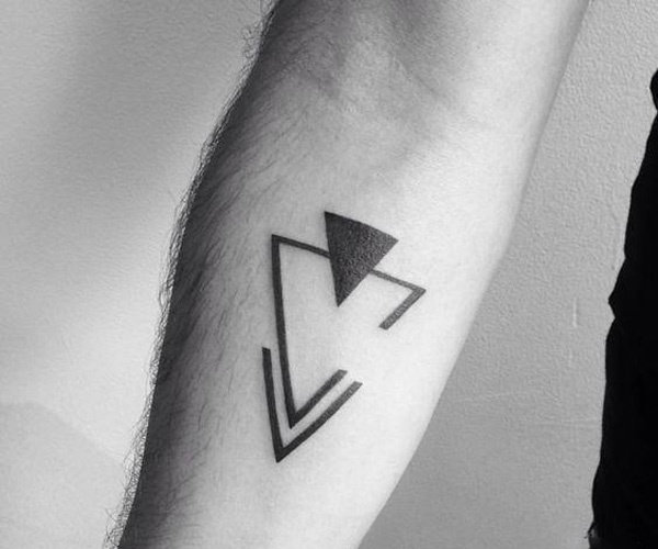 tattoo tam giác kép 