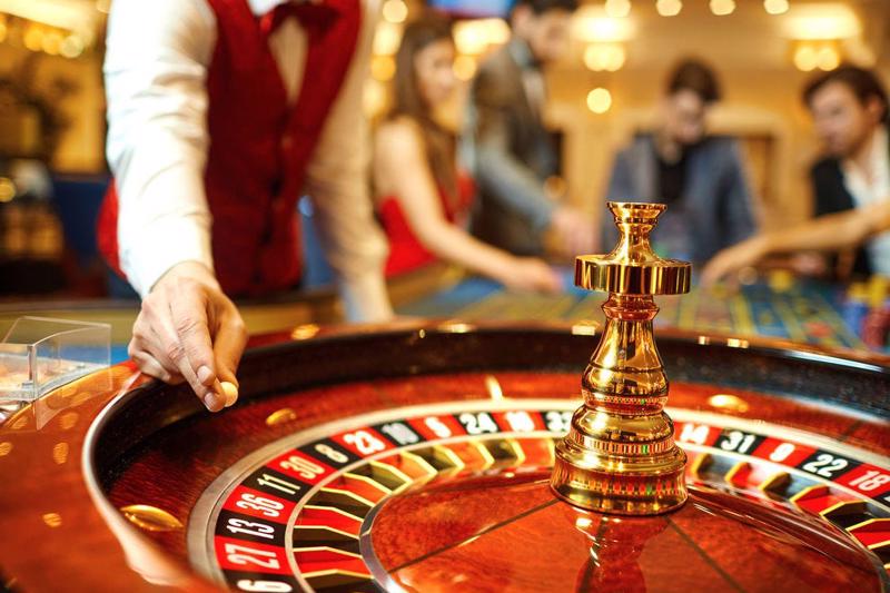 Bí kíp mặc đồ vào casino – Tránh vận đen và tăng may mắn