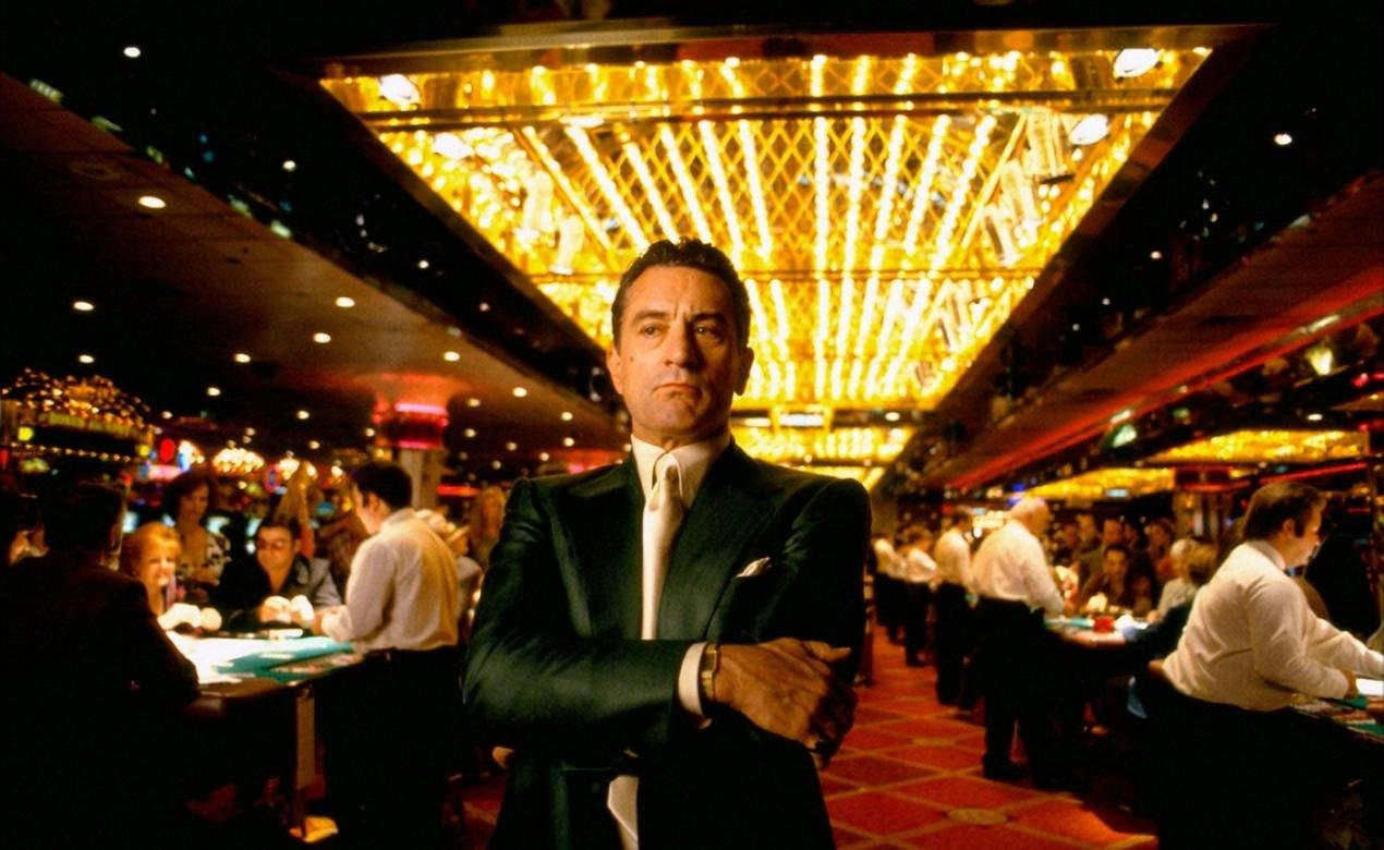 Mặc đồ đỏ vào casino - May mắn hay chỉ là mê tín?