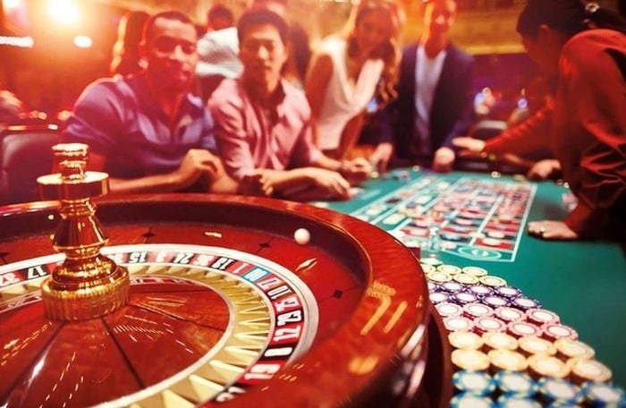 Vào casino có được mặc đồ ngủ không? - Khám Phá Quy Định Trang Phục Tại Sòng Bài